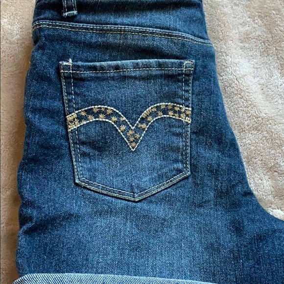 Levi’s girl’s midi short - Picture 3 of 5